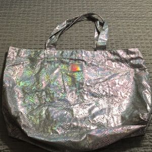 Victoria’s Secret Pink Traveling Tote